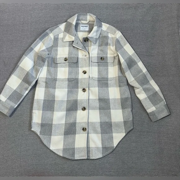 Old Navy Checkered Shacket - Picture 1 of 4